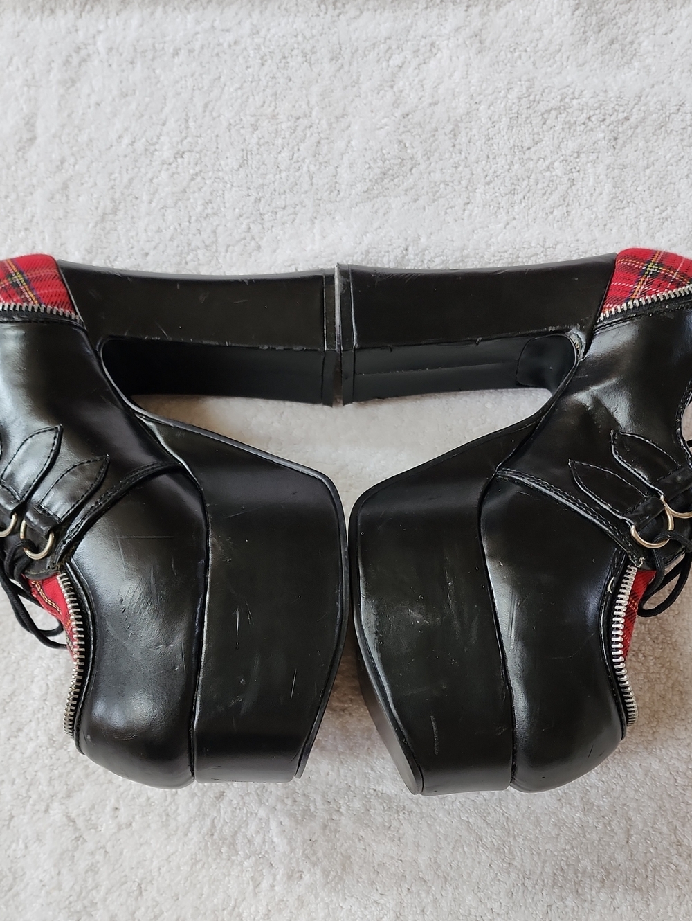 Demonia Women's Charade Black With Red Plaid Platform Shoes Size 9 Preowned - Picture 5 of 10